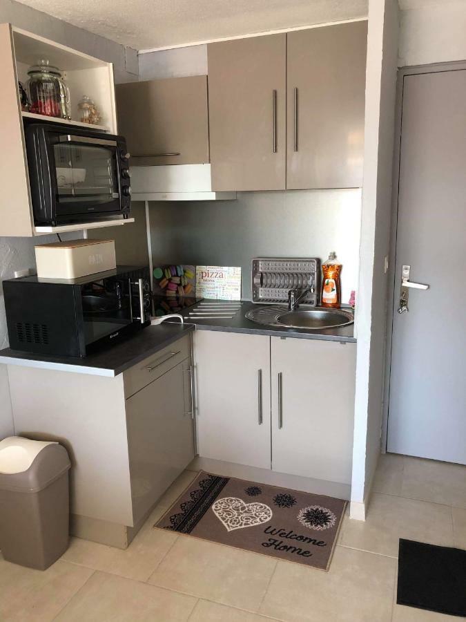פור-א-נובל 128 Rue Jean Vilar Residence Les Estagnols מראה חיצוני תמונה